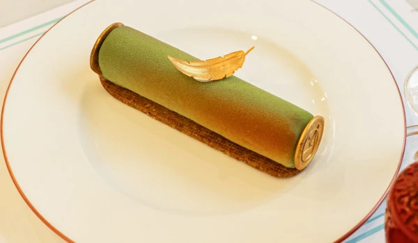 L’aube Patisserie’den yaz günlerine ferah ve zarif tatlı dokunuşları