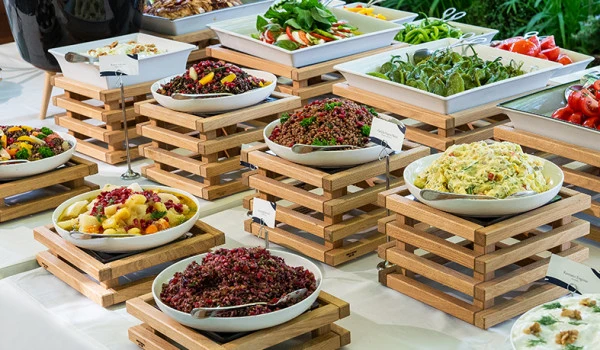 Boğaz’ın eşsiz manzarası Lacivert'de Anneler Gününe özel brunch keyfi