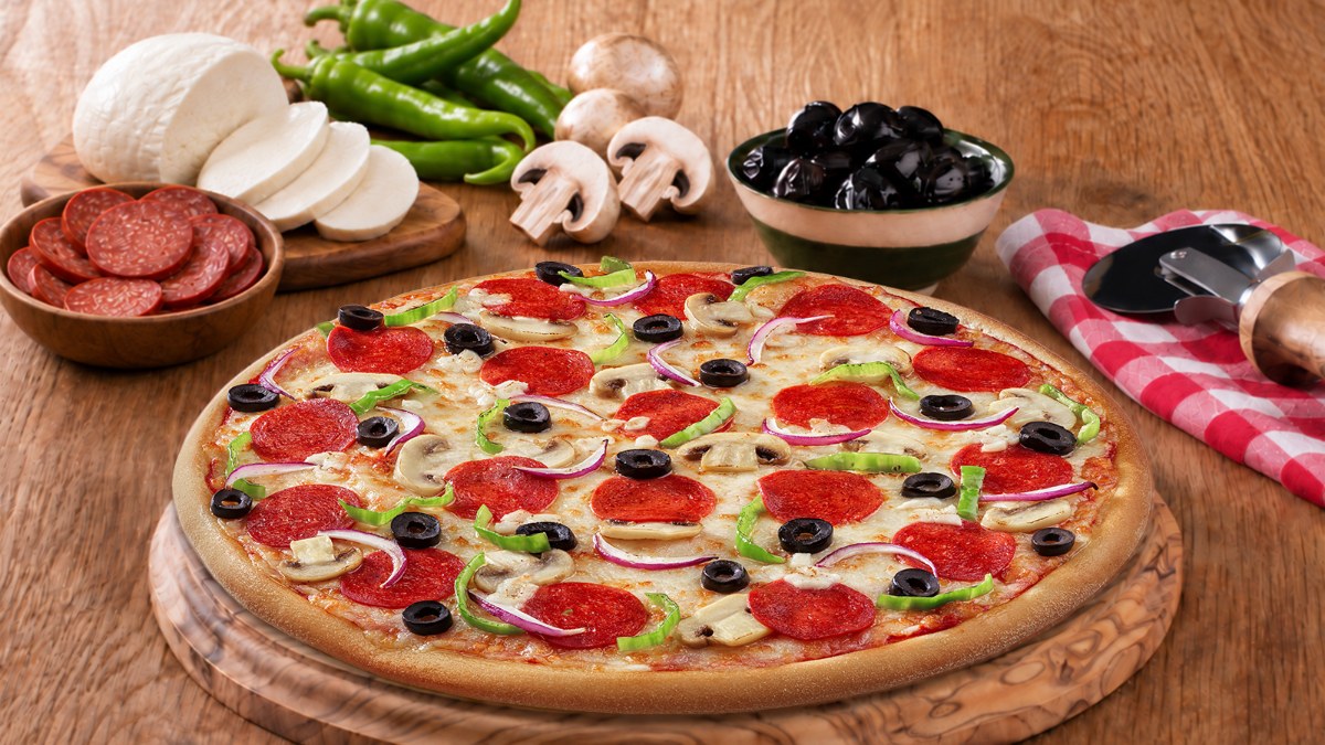 PizzaLazza Dolu Dolu Pizza’yı pizzaseverlerin beğenisine sunuyor